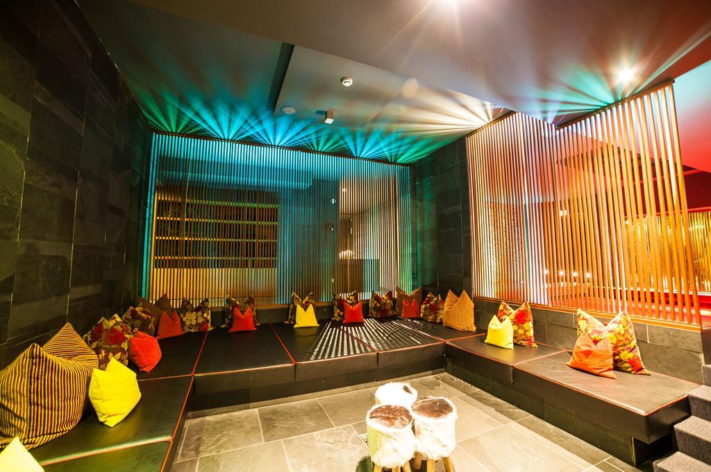 Living Max Hotel Zell am See Esterno foto