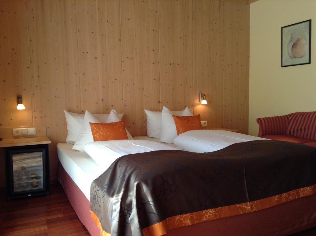 Living Max Hotel Zell am See Esterno foto