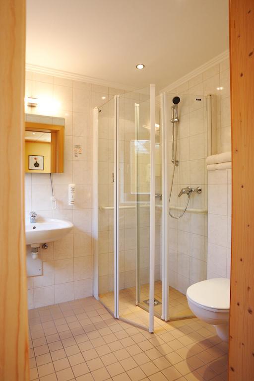 Living Max Hotel Zell am See Esterno foto